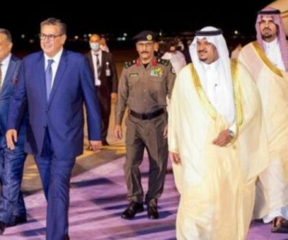 أخنوش يمثل جلالة الملك في القمة العربية الصينية بالرياض