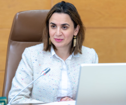 اللقاءات الجهوية التشاورية حول التحول الرقمي: السيدة غيثة مزور، وزيرة الانتقال الرقمي وإصلاح الإدارة، تلتقي بالمواطنات والمواطنين بجهة طنجة-تطوان-الحسيمة