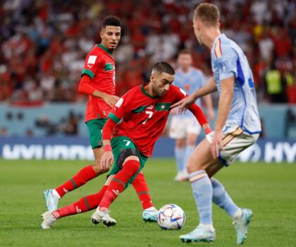 الصحافة الإسبانية: المنتخب المغربي فريق قوي صنع التاريخ