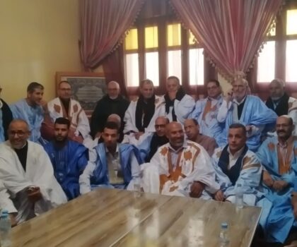العيون…. رب ضارة نافعة ….. قبيلة الرقيبات تجتمع عن بكرة أبيها في بيان ناري بعد الشريط الوثائقي ( زوايا الصحراء زوايا الوطن )