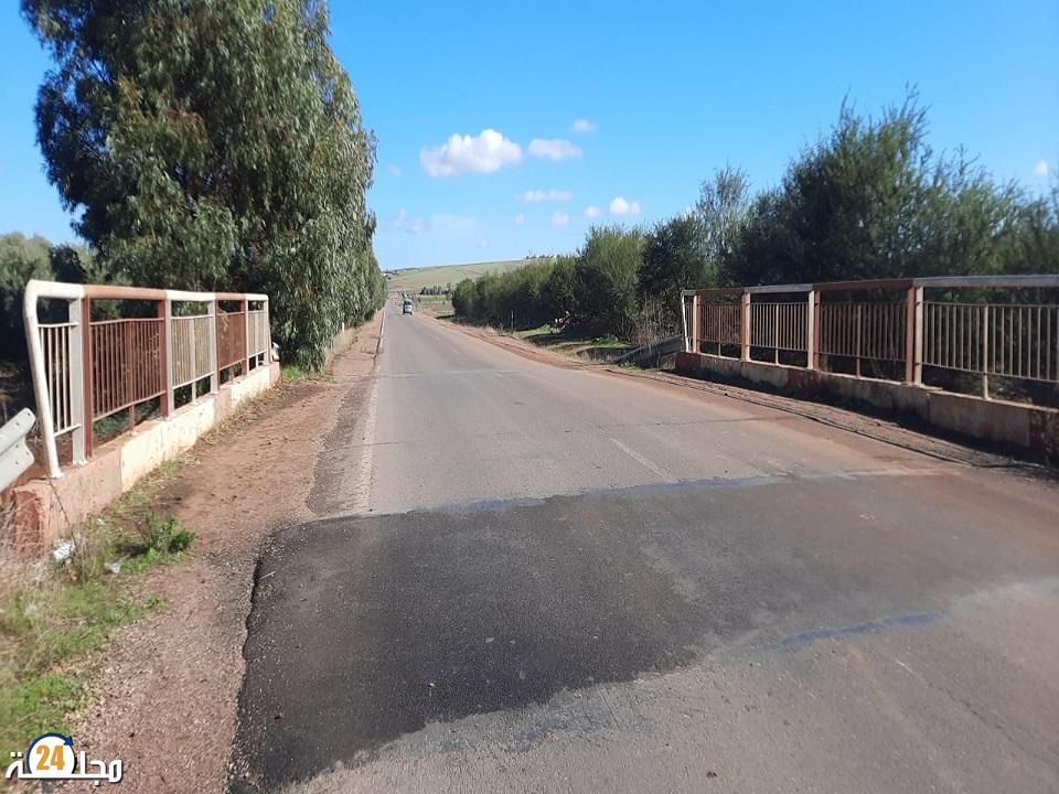 سطات : عيوب واختلالات بقنطرة حديثة النشأة بطريق اولاد سعيد تثير مخاوف مستعملي الطريق (+ صور)