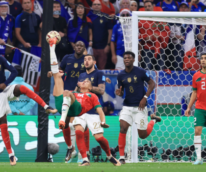 الصحافة المغربية .. إدانة الظلم التحكيمي في حق المغرب في مباراة فرنسا