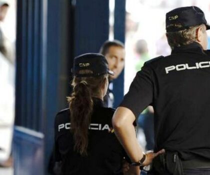 الشرطة الاسبانية تراقب عيادات سرية بعد تفكيك شبكة ل”كراء أرحام مغربيات”