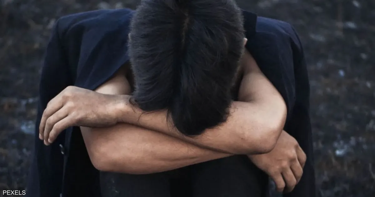 علامات تكشف الأشخاص الذين يدمرون أنفسهم