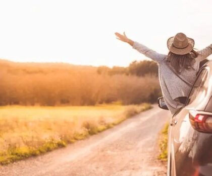 عادات مميزة يتمتع بها الأشخاص السعداء