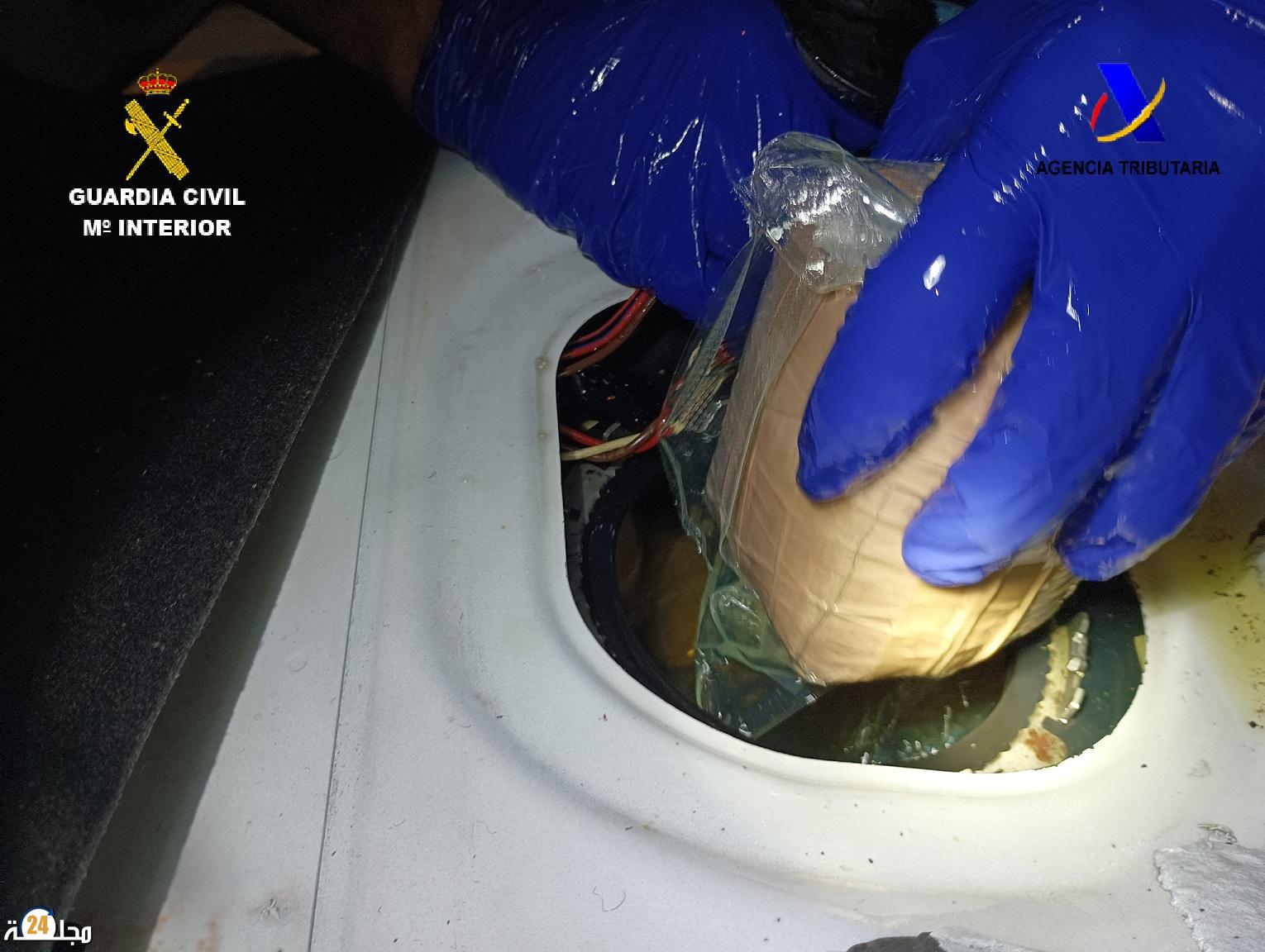 مليلية.. إلقاء القبض على شاب كان يحاول تهريب 20 كيلوغرام من الحشيش