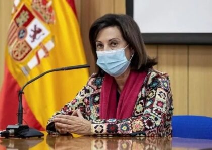 وزيرة الدفاع الإسبانية تزور مليلية في أول زيارة لها للمدينة المحتلة