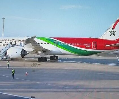 شان الجزائر..بعثة المنتخب الوطني للمحليين تصل إلى مطار الرباط-سلا