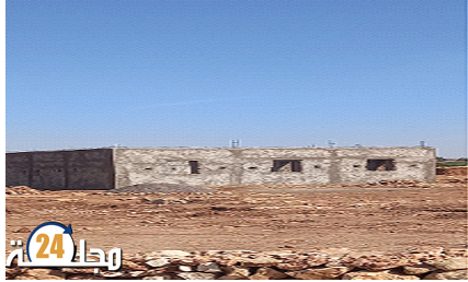 البناء العشوائي خارج حسابات السلطة المحلية ببني يكرين ضواحي سطات و القيادة تسير على “مزاج” عون سلطة ( صور)