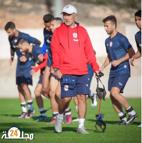 باكيتا يقود حسنية اكادير في قمة المتناقضات بغيابات وازنة