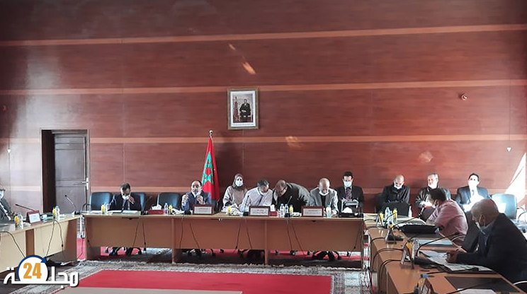 فريق المعارضة بالمجلس الإقليمي لكلميم ينسحب من دورة “الملتمسات”