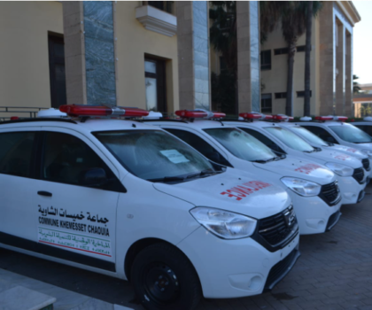 سطات..تسليم سيارات إسعاف وحافلات للنقل المدرسي بمناسبة ذكرى تقديم وثيقة المطالبة بالاستقلال