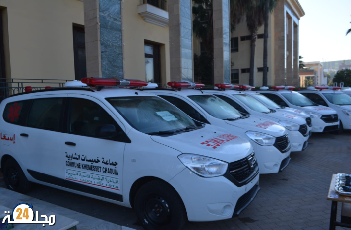 سطات..تسليم سيارات إسعاف وحافلات للنقل المدرسي بمناسبة ذكرى تقديم وثيقة المطالبة بالاستقلال