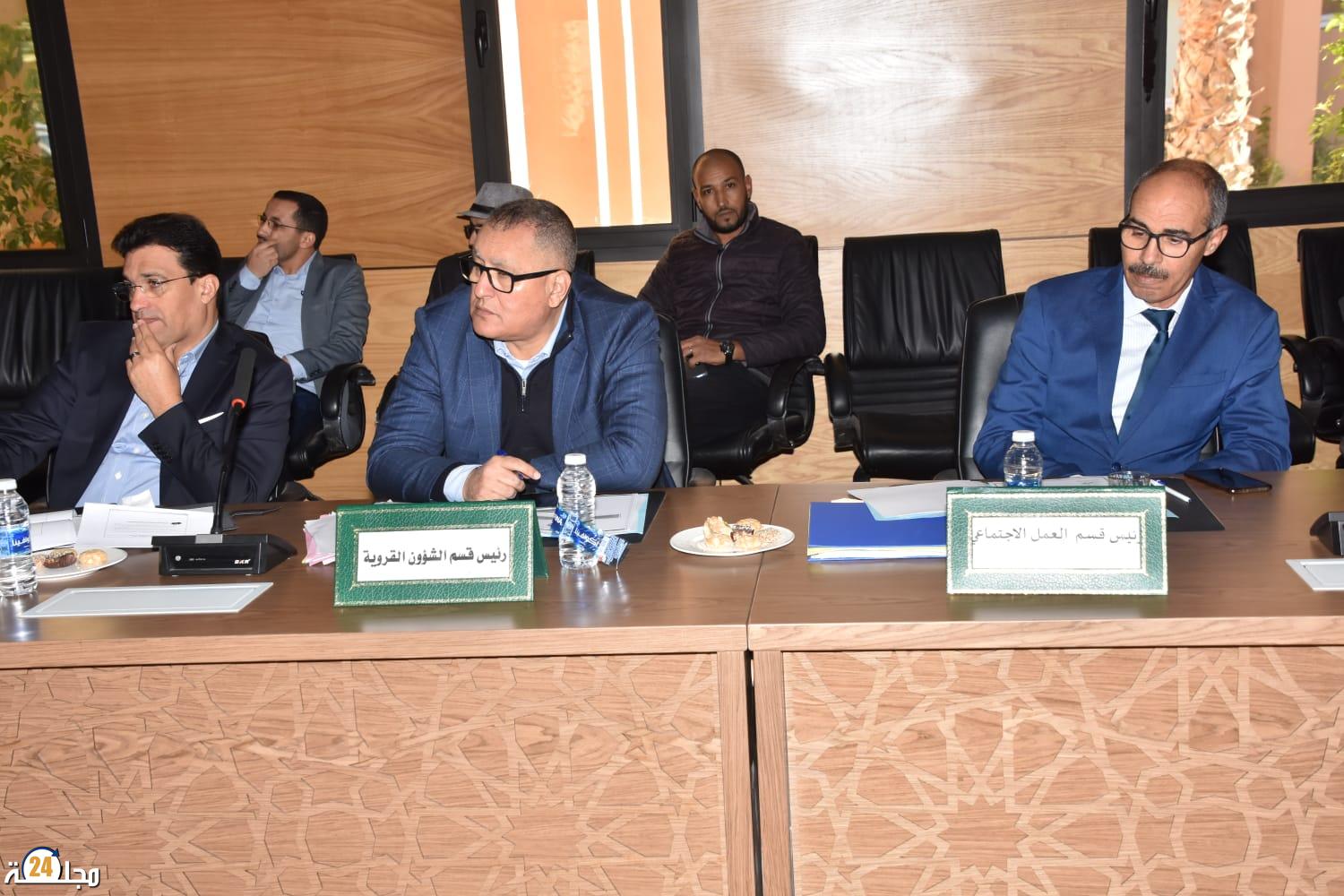 المجلس الاقليمي لتيزنيت يعقد الدورة العادية لشهر يناير يصادق على النقط المدرجة بجدول الاعمال