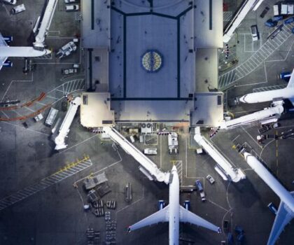 البيت الأبيض: لا وجود لأدلة على هجوم إلكتروني عقب تعليق رحلات جوية