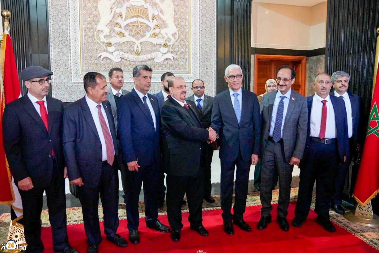 راشيد الطالبي العلمي يجري مباحثات مع نظيره اليمني