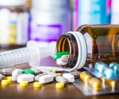 طبيب يحذر من استخدام بعض الأدوية في علاج الإنفلونزا