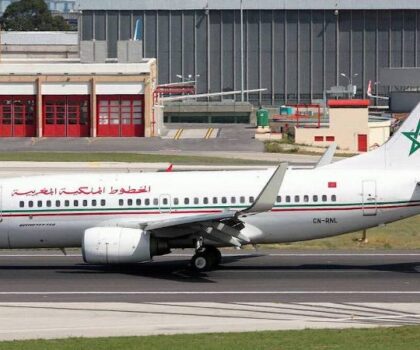 المغرب يلغي رحلات جوية من والى فرنسا