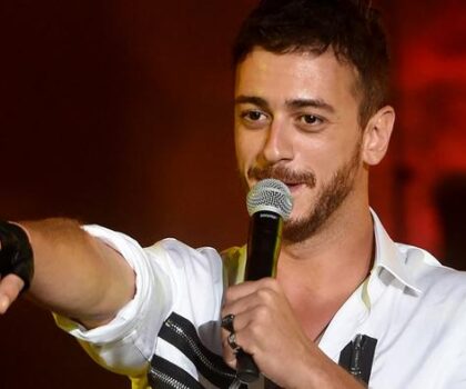سعد لمجرد يدخل في إضراب عن الطعام وحالة هستيرية من البكاء