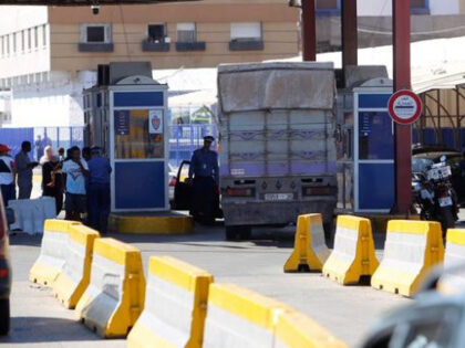 بسبب تأخر فتح الجمارك التجارية.. احتجاجات مرتقبة بمليلية