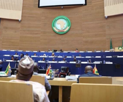 سفير : مصادقة مجلس السلم على إعلان طنجة اعتراف بأهمية المقاربة المغربية