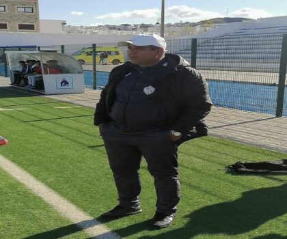 استقالة مدرب النادي القصري مصطفى الشرقي في هذا التوقيت أية رسالة …؟