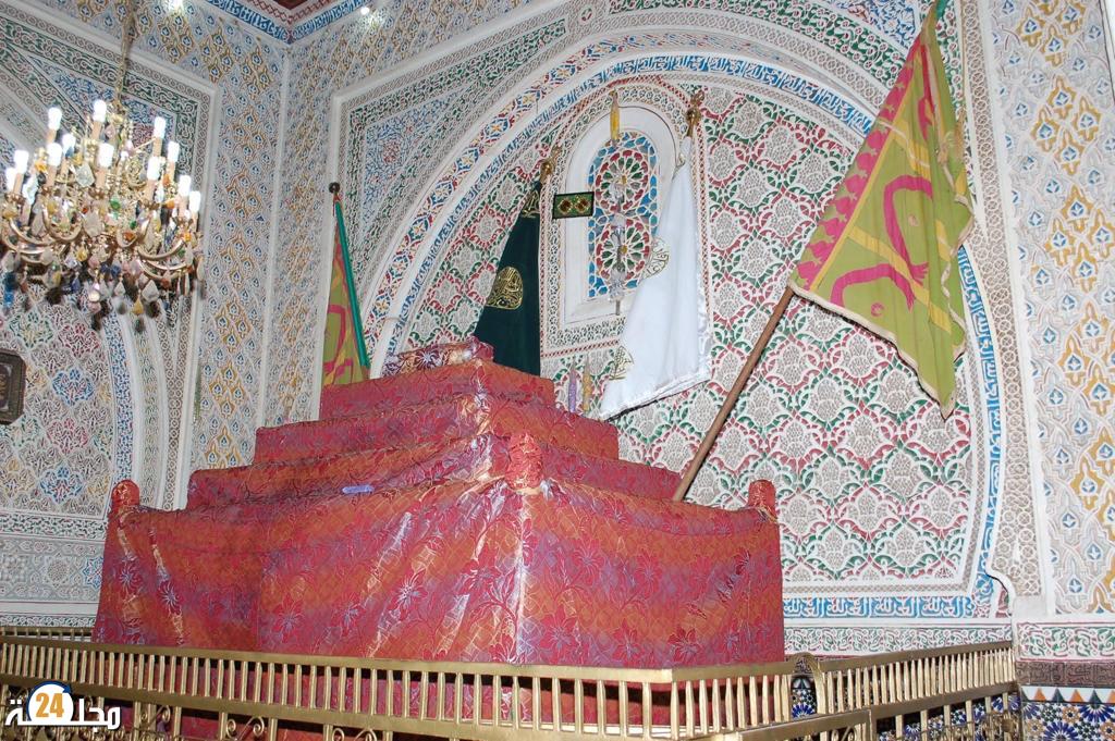 جماعة الشرفاء البوعزاويين تطالب السلطات المعنية بتجديد ممثل الجماعة المكلف بتسيير شؤون ضريح الولي الصالح أبي يعزى يلنور