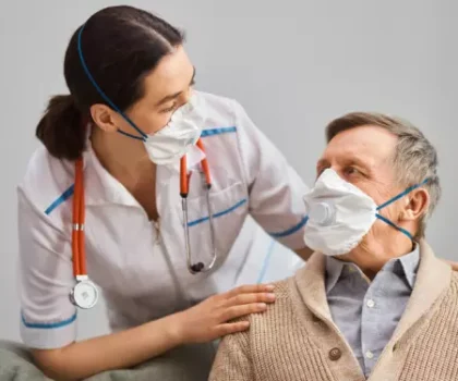 طبيب يكشف كيفية التعاطي مع نزلات البرد الموسمية