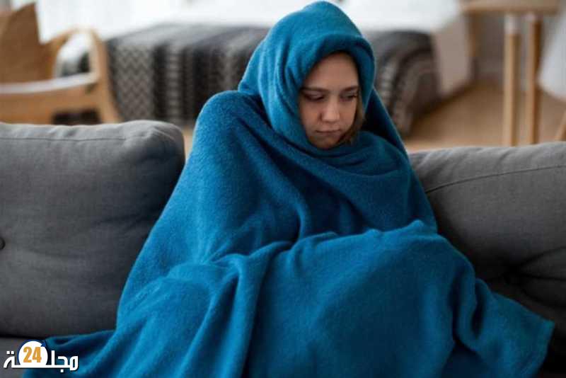 الشعور الدائم بالبرد يعني الإصابة بحالة صحية مقلقة لدى النساء