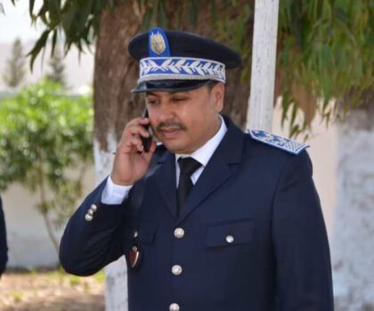 والي أمن سطات يراقب الوضع الامني بالمدينة عن كتب قبيل الفطور