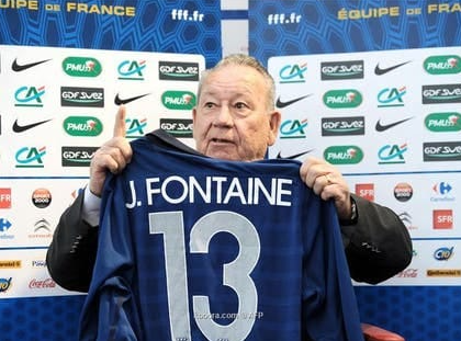 وفاة أفضل هداف بنسخة واحدة للمونديال