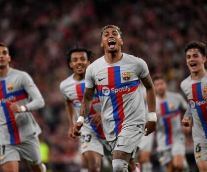 برشلونة ينهي الأسبوع ال 25 لليغا بفوز مثير من ملعب السانماميس و يصل الكلاسيكو بمسافة أمان .