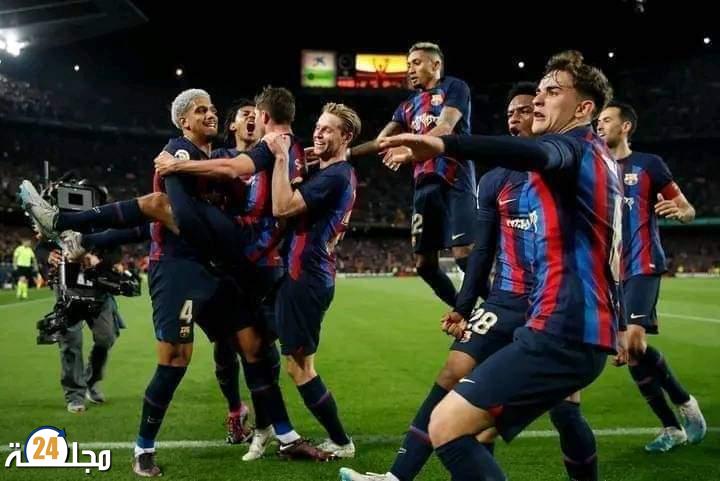 الإيفواري فرانك كيسييه يعود لقيادة برشلونة نحو فوز في قمة الديربي السنوي بالكامب نيو .