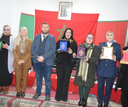 أمسية شعرية لنزلاء سجن وادي لو بمناسبة اليوم العالمي للمرأة