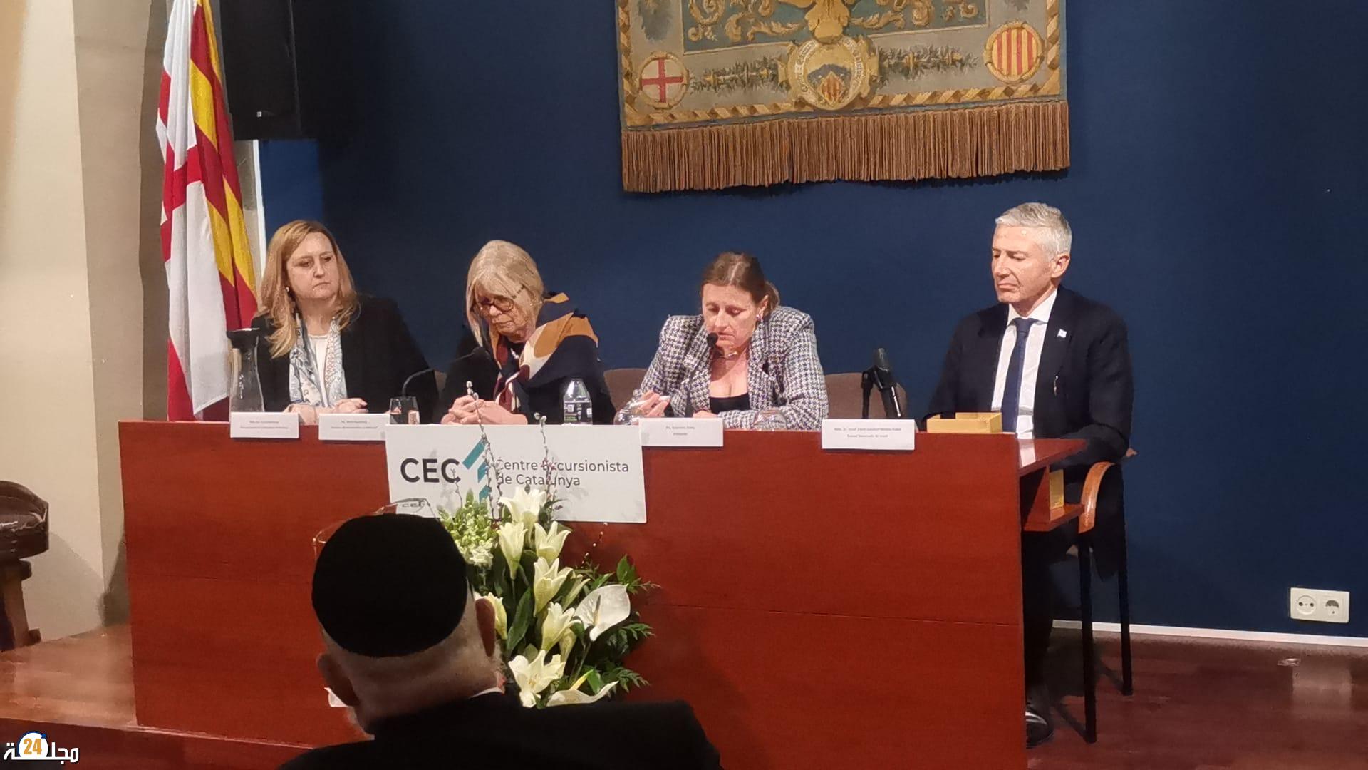 بولونية تبكي الحضور و هي تحكي معاناتها مع النازية