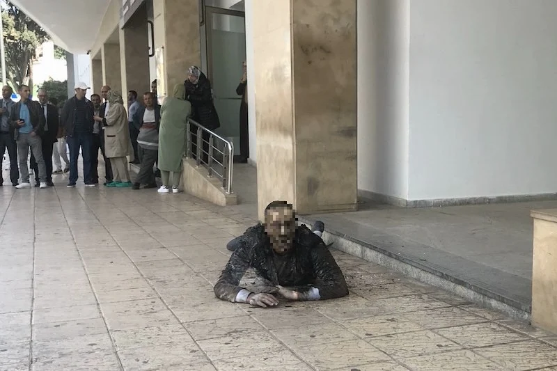مواطن يحرق جسمه أمام إدارة في الرباط