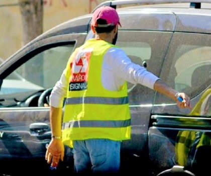 اليوسفية…”استفحال ظاهرة أصحاب الجيليات الصفراء”  تثير سخط المواطنين و مستعملي الطريق