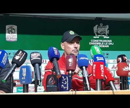 بالفيديو..تصريح صحفي لمدرب فريق الجيش الملكي فرناندو داكروز بعد الفوز على الدفاع الحسني الجديدي