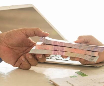 شخصان يقودان شبكة تنشط في محيط شركات القروض بالدار البيضاء تشكل خطرا على المواطنين.