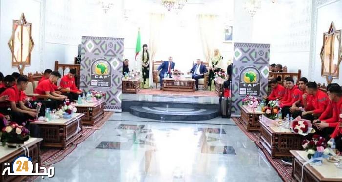 كأس افريقيا لأقل من 17 سنة..بعثة المنتخب الوطني تحل بالجزائر بعد رحلة جوية مباشرة