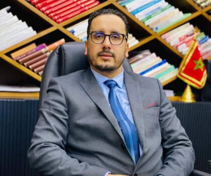 رئيس أولمبيك وزان رشيد عياد يفي بواجباته و يبقي الباب مفتوحا في وجه من هو غير مستعد للدفاع عن ألوان الفريق .