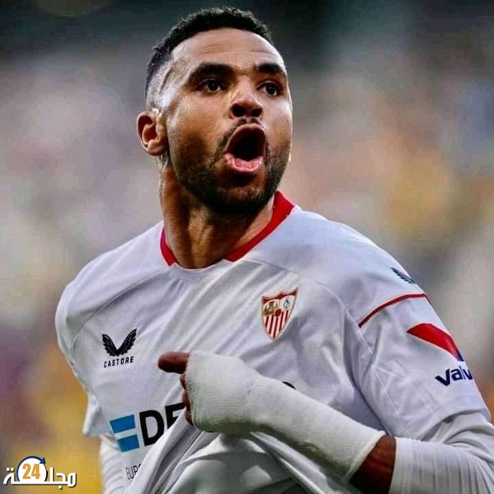 المغربي بألوان الأندلسي اشبيلية يوسف النصيري يقلب الطاولة على مدرب المان يونايتد دين هاغ في اليوروباليغ .