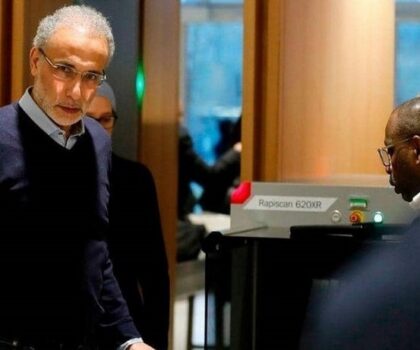 الداعية الإسلامي طارق رمضان يمثل أمام جـنايات جنيف بتهمة الاغتصاب