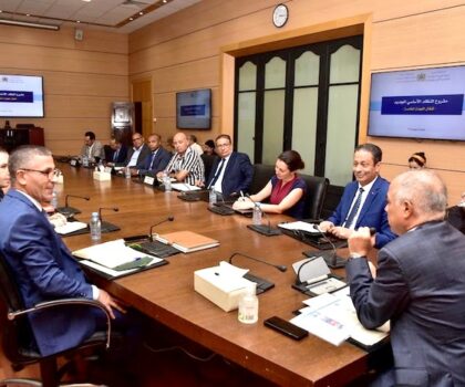 الحكومة تعد بإخراج النظام الأساسي الموحد للتعليم قبل الصيف