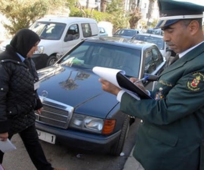 لحل مشكل ركن السيارات… طنجة تعتمد خطة بديلة عن “الصابو”