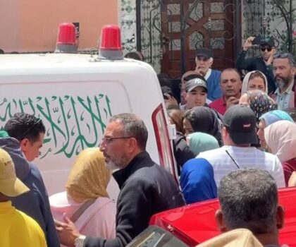 وفاة المشجعة الرجاوية “نورة”.. تزوير التذاكر والتدافع في محيط الملعب وراء الفاجعة