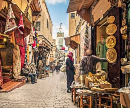 عجائب الطبيعة بورزازات وتنغير.. التسوق على حافة الصحراء