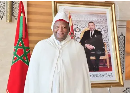 هبة لفائدة المسجد العمري بالعاصمة السنغالية دكار تماشيا مع التوجيهات السامية لصاحب الجلالة