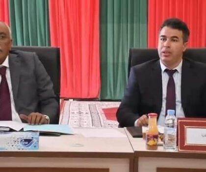 طرفاية…دورة ماي بطعم سيجارة و كأس شاي