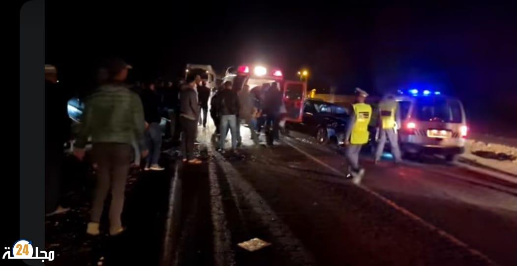 مصرع شخص و إصابة اخرين في حادثة سير خطيرة بين خميس الزمامرة و جمعة سحيم